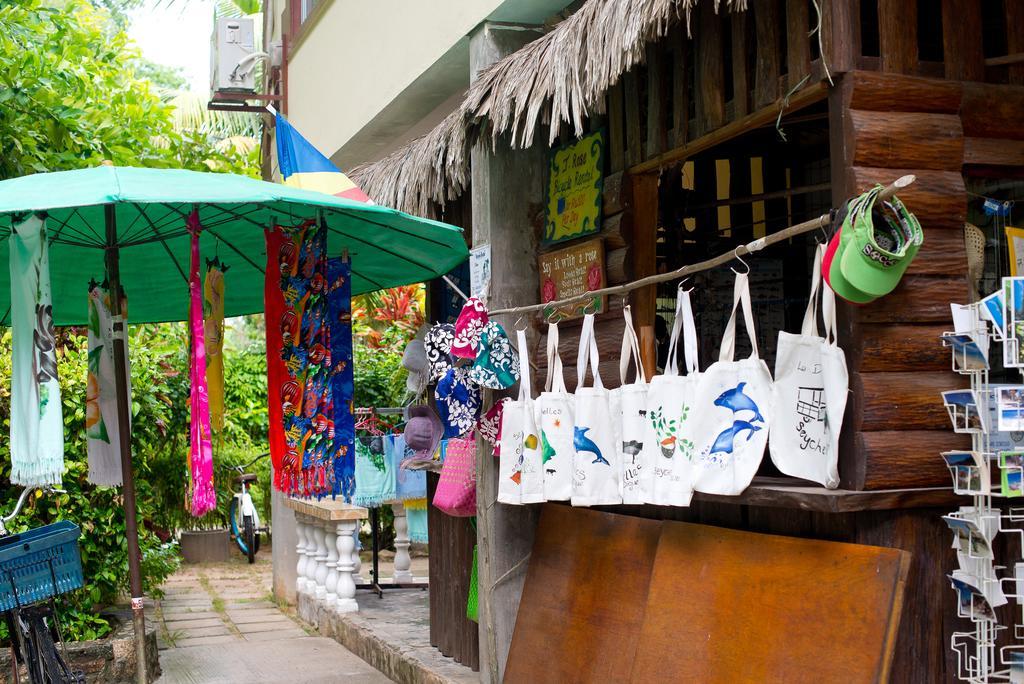 Zerof Guest House La Digue Exterior photo
